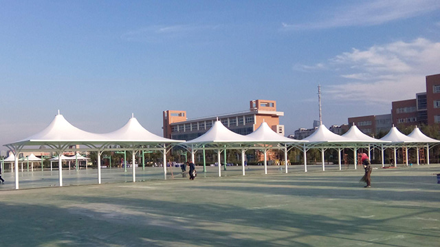 北京張拉膜項(xiàng)目怎么挑選合適的膜材呢?